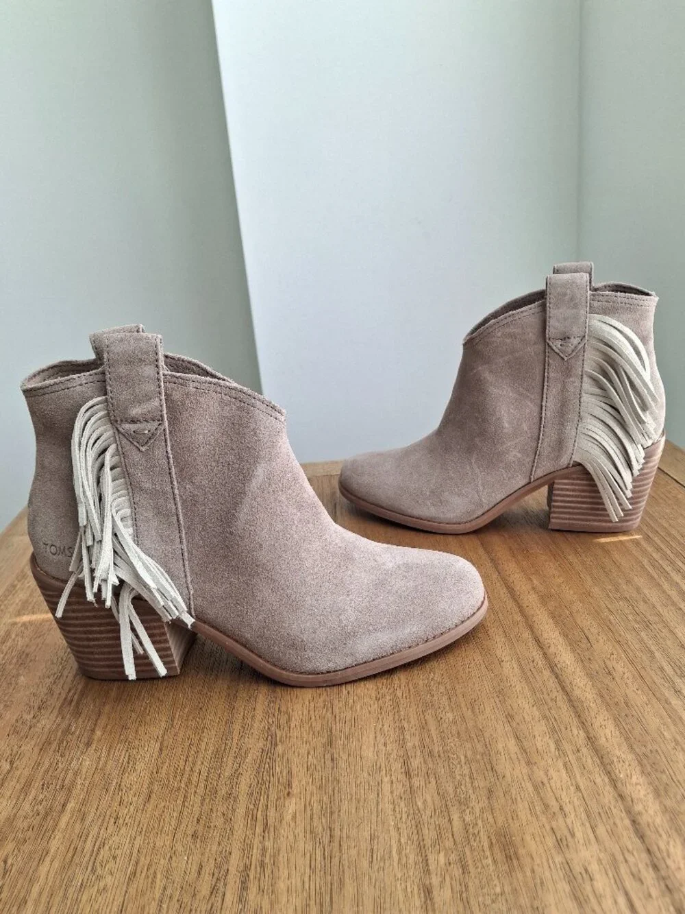 (New) Toms – Constance Heeled‎ Ankle Boots (Dune Suede/Fringe) / Women's 7.5